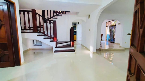 Imagen 8 de 13 de Casa Con Local En Venta, Carrera 9, Lecheria