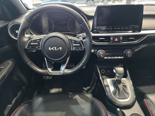 Kia Forte 4p GT L4/1.6/T Aut
