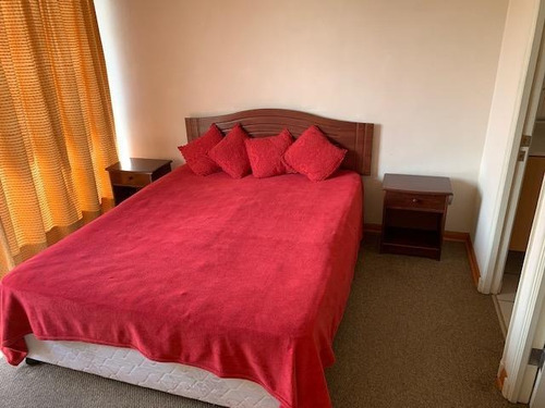 Arriendo Departamento Cercano A Estacion Metro Los Leones