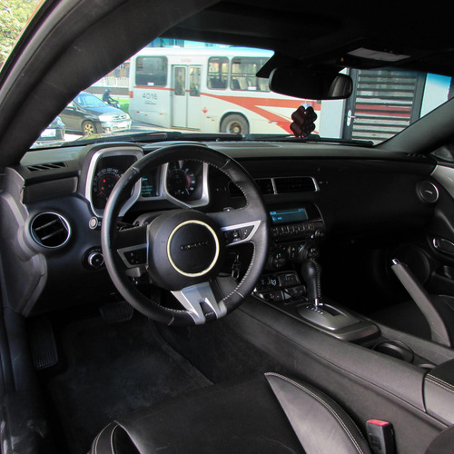 Imagem 8 de 13 de Chevrolet Camaro 6.2 2ss