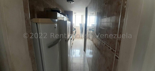 Imagen 23 de 30 de Apartamento En Venta En Las Trinitarias, Inf 04245943684, Cod 22-17033, J24