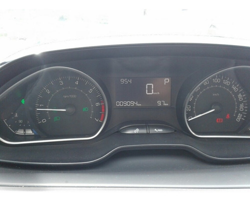 Peugeot 208 2016/2017 4426
