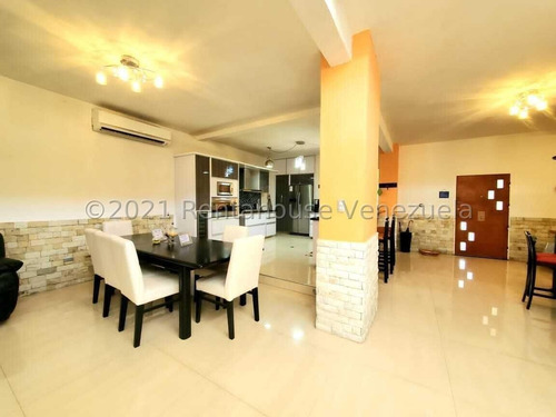 Imagen 6 de 16 de Casa En Venta Maracay Las Delicias Cod 22-10263 Dlc