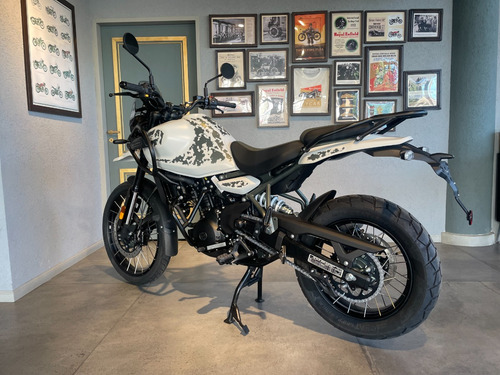 Royal Enfield Himalayan 450