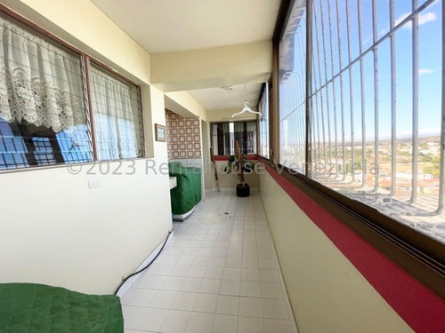 Imagen 16 de 30 de Apartamentos , Penthouse En Venta En Fundalara Cabudare , Lara 23-22782 Vip-