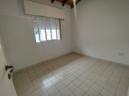 Departamento Tipo Casa En Planta Alta.