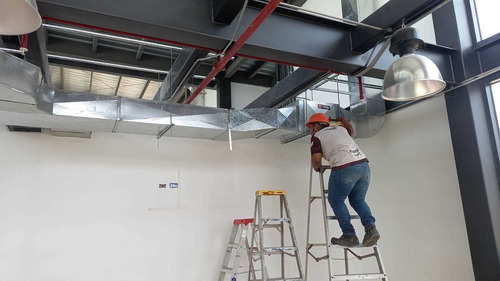 Imagen 5 de 10 de Instalaciones De Ductos Y Aires Acondicionados