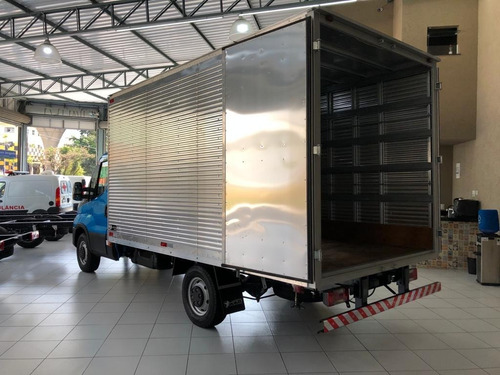 Imagem 8 de 15 de Iveco Daily 35150 0km Baú Carga Seca