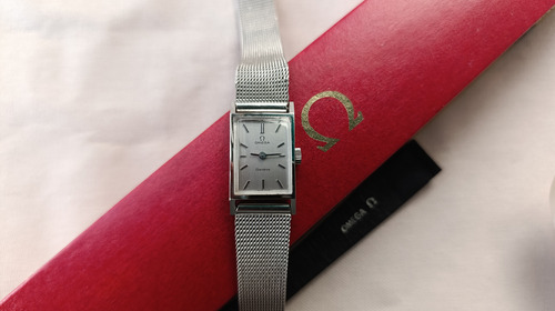 Reloj Omega Genève Ref. 511.357 - Swiss 1971 Estuche Plateado No Plateado (Usado)