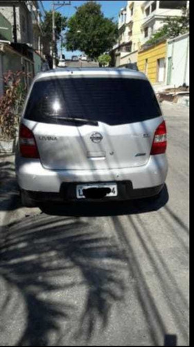 Imagem 4 de 4 de Nissan Livina 2010 1.8 Sl Flex Aut. 5p