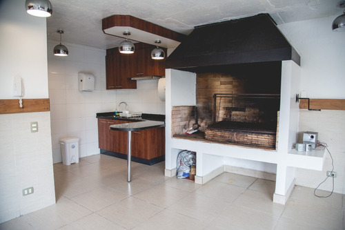 Departamento Impecable Edificio Los Colonos 1d 1b