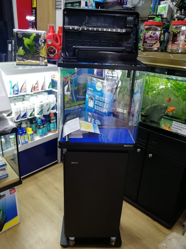 Imagen 3 de 4 de Acuario Boyu Mt50 80lts Filtro Post Sin Gabinete
