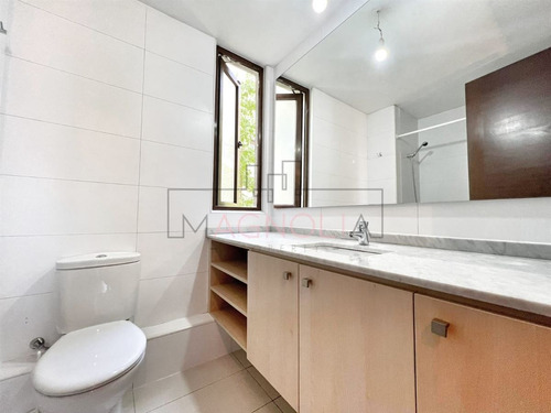 Departamento En Venta De 4 Dorm. En Las Condes
