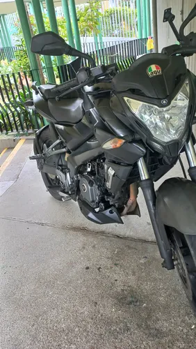 Pulsar Ns 200 Negro Mate