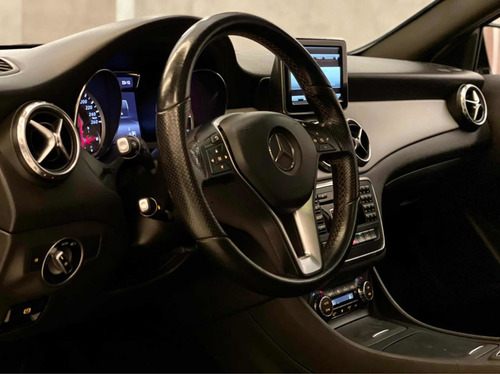 Mercedes Gla200 1.6 Vison Flex 2015 Teto Cautelar Reprovado