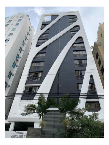 Vendo 3 Aptos De 2 Niveles Ensanche Naco, Torre Arboleda Ii,  Con 215 Y 330 Mts.2, Us$350,000.00