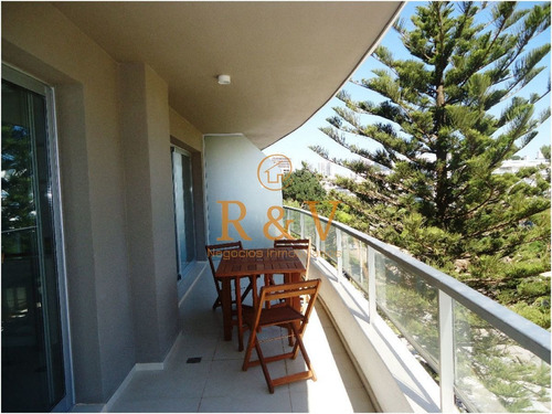 Imagen 2 de 30 de Apartamento En Venta En Punta Del Este, Zona Brava - Con Servicios