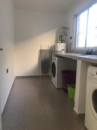 Casa En Venta En Lanús Oeste