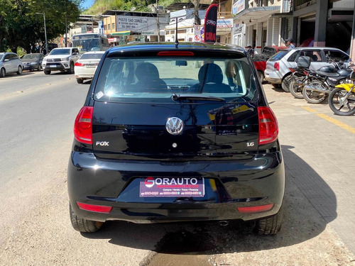 Imagem 4 de 8 de Volkswagen Fox 2014 1.6 Vht Trend Total Flex 5p