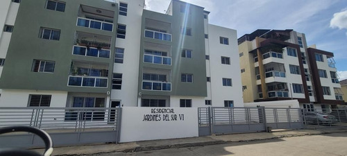 Apartamentos Económicos Ubicado En El Exclusivo En La Urbanización  De Jardines Del Sur, Santiago De Los Caballeros.