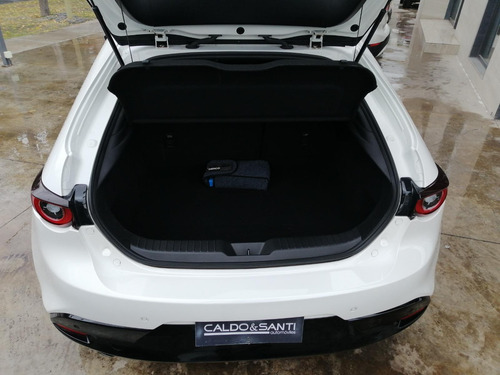 Mazda 3 Skyactiv-g 2.0 Mecanico 2022
