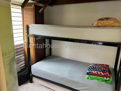 Se Vende Apartamento En Las Esmeraldas Mls #25-22263