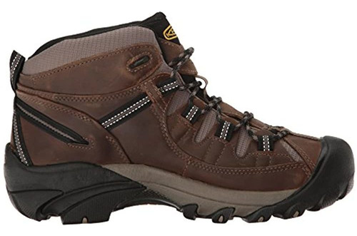 Entusiasta De Las Zapatillas De Senderismo Para Hombre