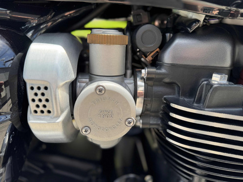 Triumph Thruxton R 1200