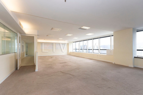 Imagem 5 de 15 de Sala Comercial Para Alugar Na Rua Da Assembléia, Centro, Rio De Janeiro - Rj - Liv-0876
