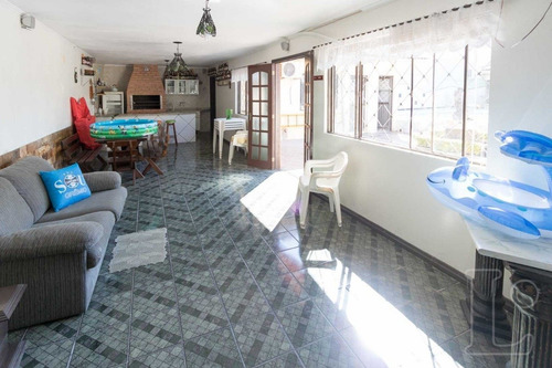 Casa Em Camaquã Com 5 Dormitórios - Lu268787