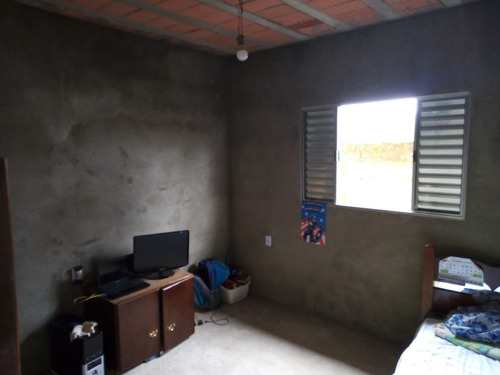 Imagem 3 de 23 de Casa No Bairro Caraguava, Em Peruíbe, Com Espaço Para Piscina, Churrasqueira
