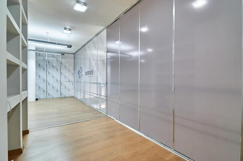 Venta Oficina 6 Ambientes - Microcentro