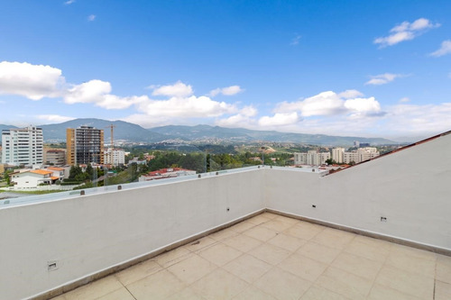 Imagen 7 de 14 de Vende Hermoso Ph Con Vista Al Campo De Golf