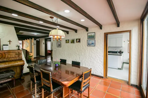 Casa En Venta En Andes Norte. Cod V1030179