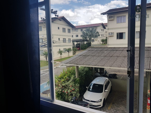 Apartamento 3 Dormitórios Em Água Verde! - 2419