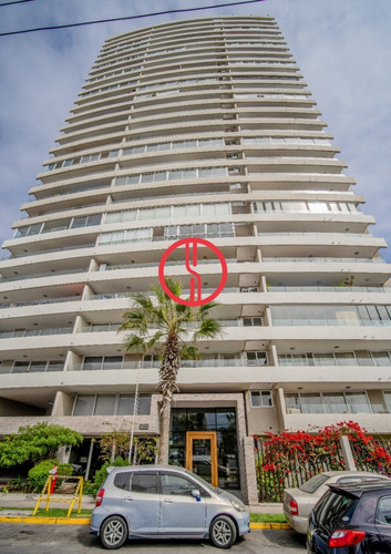 Imagen 1 de 18 de Se Vende Amplio Departamento Con Preciosa Vista Al Mar