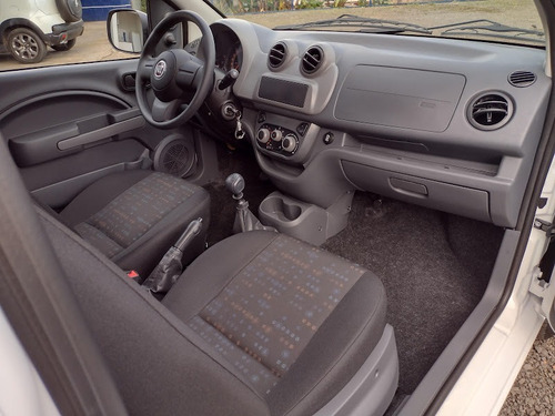 Imagem 8 de 14 de Fiorino 1.4 A Mais Completa 2021