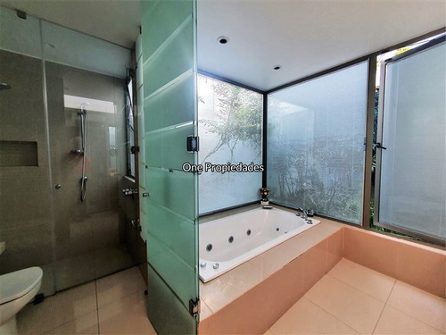 Imagen 15 de 28 de Casa En Venta En Las Condes