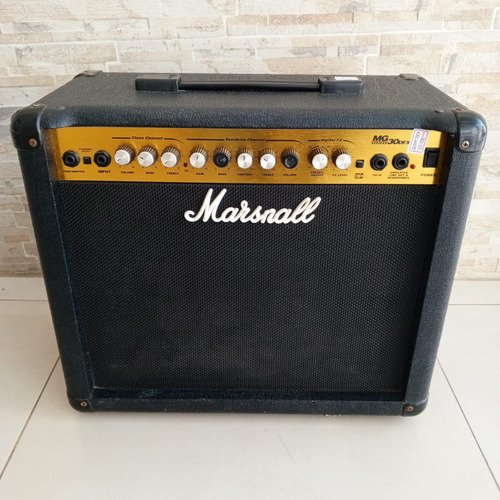 Amplificador De Guitarra Marshall Mg 30 Dfx Usado 