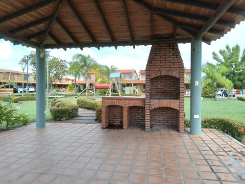 Imagen 7 de 10 de Se Vende Casa De 3 Hab Palma Real