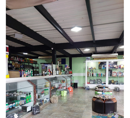 Se Vende Local Comercial 2000m2 Av Perimetral Charallave 3393