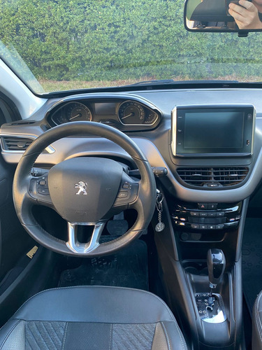 Peugeot 208 1.6 Feline Tiptronic