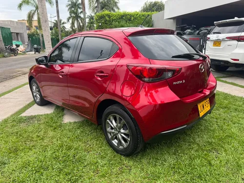 Mazda 2 Touring 1.5 At