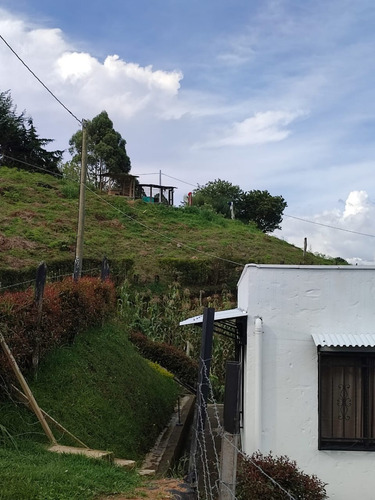 Imagen 9 de 16 de Vencambio Hermosa Casa Finca En San Vicente