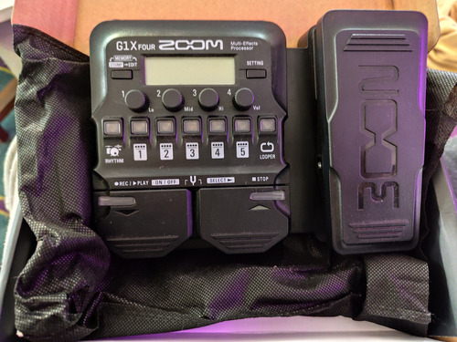 Pedal De Efectos Zoom G1x Four Negro (Usado)