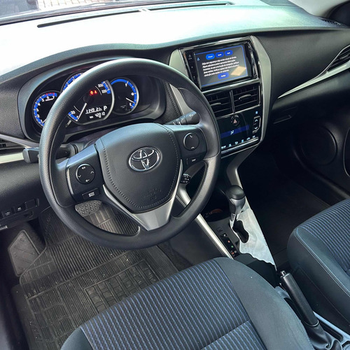 Toyota Yaris 1.5 Xl Plus Connect 16v Cvt 5p