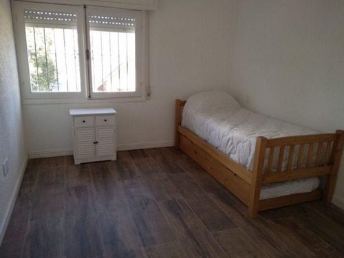 Casa En Venta De 3 Dormitorios En Playa Mansa