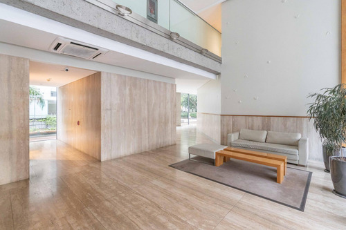 Departamento En Venta En Puerto Madero De 3 Amb