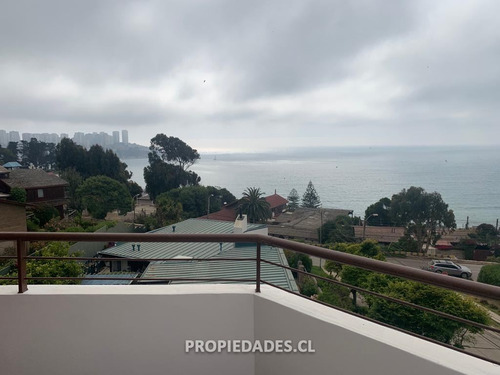 Departamento En Venta De 3 Dorm. En Concón