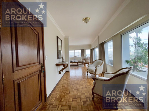 Imagen 2 de 30 de Apartamento En Venta 3 Dormitorios En Pocitos, Garaje Para 2 Autos . Penthouse